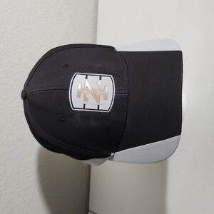 IZOD mens hat strap back metal black gray